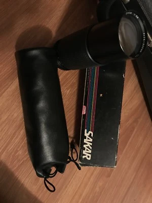 Vintage Sakar Compact One Touch Macro Zoom  75-300 mm F 5.6 Lens For Minolta - Image 1 of 4