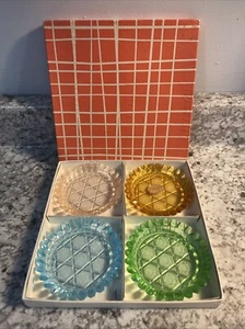 Bohemia Colored Glass Small Dishes Original Box Czechoslovakia Vtg Set of 4 - Bild 1 von 8