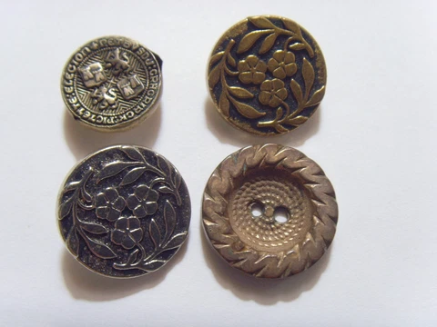 4 assorted antique early 1900s plastic collector buttons lot 51945 Cover