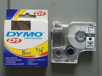 Cassette de etiquetas DYMO D1 negro sobre blanco 6 mm 1/4" X 23' 43613 para fabricantes de etiquetas antiguas Foto 1 de 3