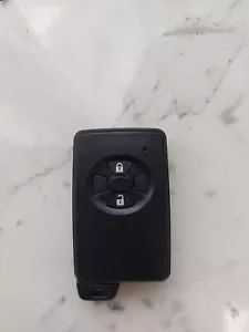 FUNKFERNBEDIENUNG FERNBEDIENUNG SCHLÜSSEL KEY FÜR YARIS RAV 4 B90EA VON 2006 BIS 2012 - Bild 1 von 1