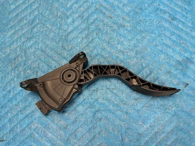 Sensor de viaje de pedal acelerador de gasolina Nissan Titan 45 k 2016 2017 2018 2019 OEM Foto 1 de 4