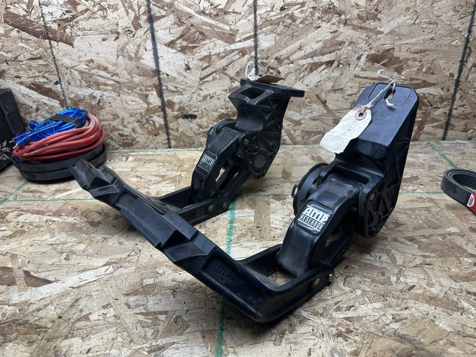 AMP Research BedStep2 Pair 10-0417-11 + 10-0418-11 Toyota Tundra 07-21 - Image 1 of 3