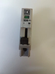SQUARE D 32 AMP TYPE 2 M6 MCB CIRCUIT BREAKER QOE 240 V 1 Ph - Picture 1 of 5
