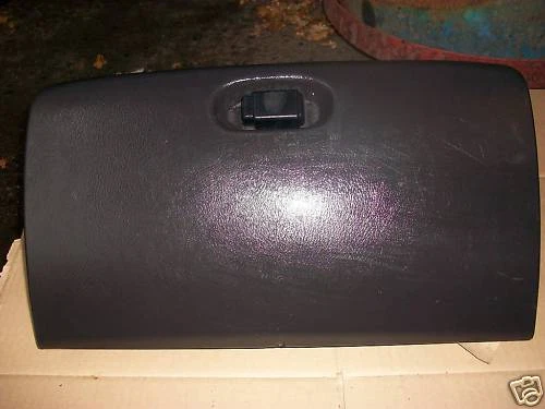 ROVER 200 BUBBLE 1996-1999 / 25 1999-2005 BLACK GLOVE BOX - Image 1 of 1