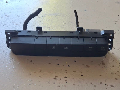 2013-2018 Dodge Ram Traction Control Off Tow Haul Aux Switch P68247632aa    - Image 1 of 4