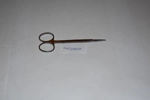 JUEGO DE 2 TIJERAS IRIS 4,5" RECTAS Y CURVAS PARA MANO IZQUIERDA - Imagen 1 de 2