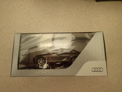 Audi Dealer Modelo por Spark 1:43 501.15.041.33 Audi A4 Argus Marrón Sellado Foto 1 de 4