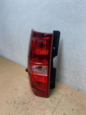 2008-2014 雪佛兰 Tahoe Suburban Driver Lh 左侧尾灯 S5335 DW — 第 1/4 张图片