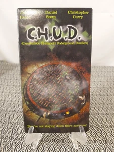 C.H.U.D. VHS Video Treasures Cult Horror Chud Movie Anchor Bay  - Imagen 1 de 7