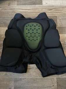 Cienfy Protected Padded Shorts 3D Hip Protection for Snow Skiing / Skating - S - Picture 1 of 5