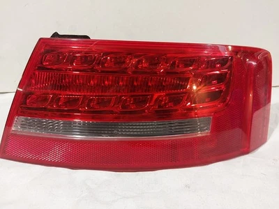 Luz trasera exterior derecha LED 8T0-945-096-E Audi A5 Quattro S5 2008 2012 Foto 1 de 4