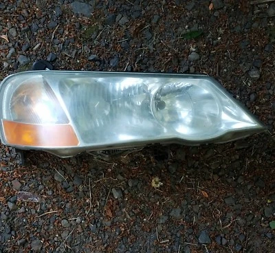 Acura TL 2002-2003  right passenger side Headlight  OEM ORIGINAL - Image 1 of 3
