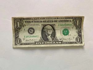 One dollar bill serial number G 10193948 C $1 Note US Real money 1981 Notes USA - Picture 1 of 3