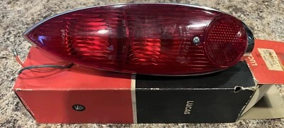 Luz trasera Austin America BMC 1969-1971 LUCAS L815 roja 54943 NOS ADO16 Foto 1 de 4