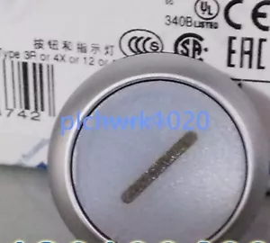 1 PCS NEW EATON Self-reset button head with light belt logo M22-DL-W-X1 - Picture 1 of 2