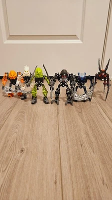 LEGO BIONICLE: 2008 Matoran of Light Complete (8944 - 8949) - Image 1 of 4