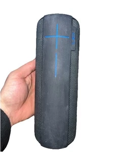 Ultimate Ears UE Megaboom S-00147 kabelloser tragbarer Bluetooth-Lautsprecher getestet - Bild 1 von 10