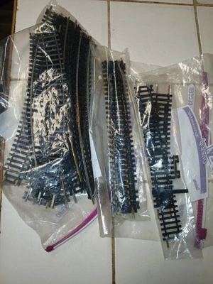 Atlas & Tyco Lot of 25 pcs Curve & STRAIGHT Train Track  Brass 100 HO Scale - Image 1 of 2
