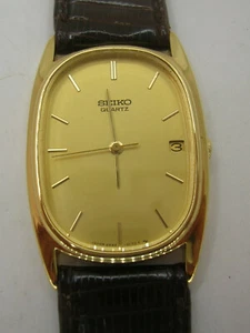 Seiko ovale dorato Orologio al quarzo DATA Watch vintage anni 80 NUOVO SPF174J - Foto 1 di 8