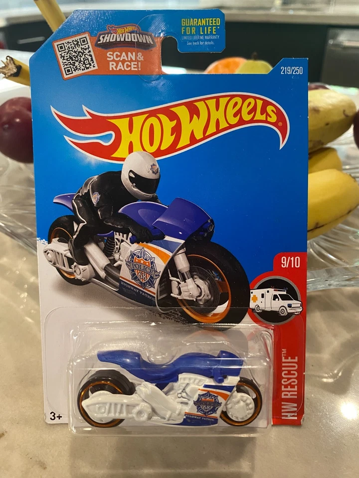 2016 Hot Wheels - Street Stealth - 9/10 - HW Rescue - 219/250 - Blu/Bianco - Immagine 1 di 1