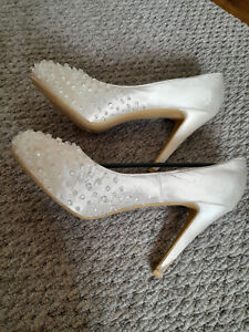 Krasceva Wedding Shoes Size 8 Crystal Bridal Shoes Ivory with beads