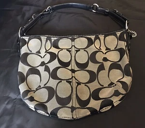 COACH BLACK JACGUARD SIGNATURE SOHO HOBO SHOULDER BAG, PURSE JO820-13351 - Picture 1 of 8