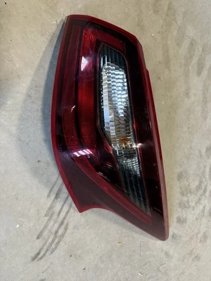 Luz trasera usada del mercado de accesorios 265509HS1A 2017 2018 Nissan Altima Foto 1 de 4