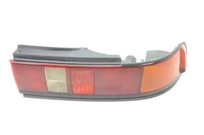 Задний правый фонарь в сборе для Toyota MR2 1991-1993 годов выпуска - Изображение 1 из 4