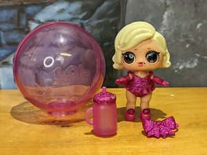 LOL Sorpresa! Muñeca HairGoals Serie Rosa Brillo Glamour Reina con Globo Rubio - Imagen 1 de 8