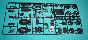 B-29 Superfortress Monogram 1/48 Pilots Tires Bombs Etc. - Picture 1 of 1