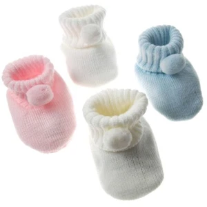 Baby Newborn Knitted Pom Pom Booties Boy & Girl White Cream Blue Pink Soft Touch - Picture 1 of 5