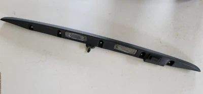 Jeep Grand Cherokee 1999-2004 puerta levadiza matrícula luz maletero bisel OEM Foto 1 de 4