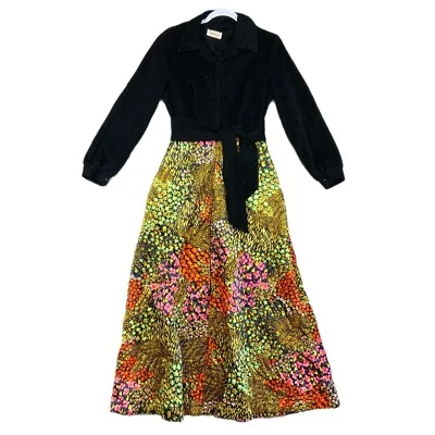 VTG 70s Maxi Dress Quilted Bedspread Style Belted Evelyn Pearson Size S/M Pocket - Image 1 of 4