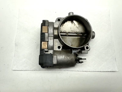 Carrocería de acelerador OEM barata para Mercedes-Benz C300 3,0 L 2008-2012 1131410125 Foto 1 de 4