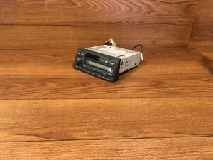 1999-2004 LAND ROVER DISCOVERY AM FM CD TAPE CASSETTE RADIO STEREO PLAYER OEM - Picture 1 of 13