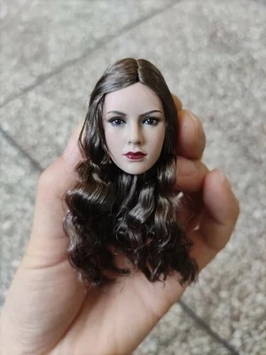 Cabeza esculpida de niña de pelo rizado comandante del ejército espartano 1/6 para figura de 12" Foto 1 de 4