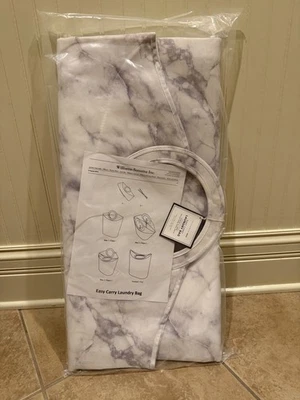 Bolsa de lavandería Pottery Barn Teen Dorm fácil de llevar Foto 1 de 4
