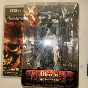 NECA Piratas del Caribe Cofre del Hombre Muerto Maccus Serie 1 Figura SELLADA - Imagen 1 de 4