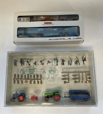 Preiser 13008 & Brekina 78207  "HO" Accessories - Image 1 of 4