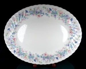 Wedgwood Angela geriffelt oval 15 1/2 Zoll Platte 1. sehr guter Zustand - Bild 1 von 2