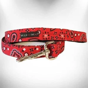 Walk-e-Woo Classic Red Bandana Printed Nylon Dog Leash - Picture 1 of 1