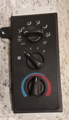 ⚡⚡️ 1999 - 2001 Dodge Ram 1500 2500 3500 Climate Control Unit 55056700AD - Image 1 of 4