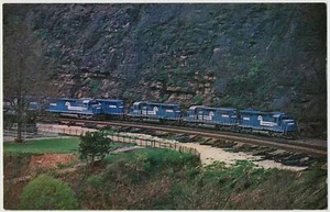 Conrail SD45 6234 on Horseshoe Curve, Altoona, Pennsylvania - Picture 1 of 2