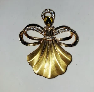 Vintage LC Liz Claiborne Dancing Lady Brooch Pin Rhinestone Pearl GOLD Tone - Picture 1 of 6