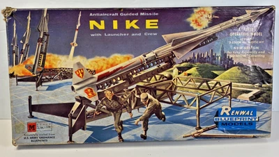 RARE Renwal M550-149 Nike Ajax Missile 1/32 Model Kit w/ Launcher & Crew - Image 1 of 4