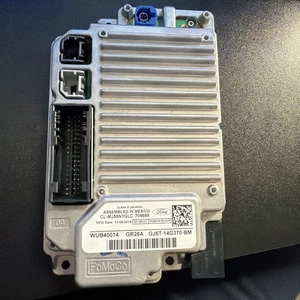 2017 - 2019 Ford Lincoln Sync 3 Communication Module APIM  P: GJ5T-14G370-BM OEM - Picture 1 of 3