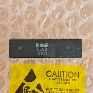 ✅ CHIP MOS 6502 ⭐ Commodore Diskettenlaufwerk 1541 ⭐ funktioniert ⚡️ - Afbeelding 1 van 1