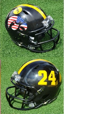 MINI CASCO DE FÚTBOL AMERICANO CONMEMORATIVO KINNICK DÍA DE LOS VETERANOS DE IOWA HAWKEYES 2018 Foto 1 de 3