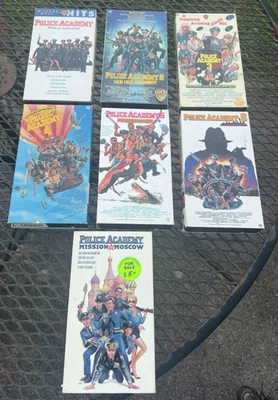 POLICE ACADEMY LOT (VHS) - Every movie! Parts one thru seven! good condition! Foto 1 de 4